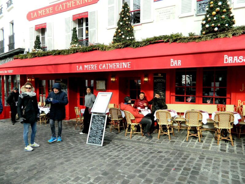 Café no Bairro Montmartre, Paris